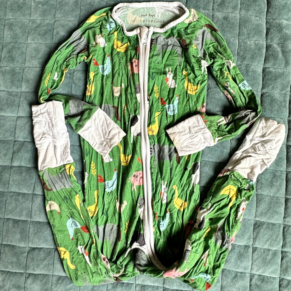 Little Sleepies Farm Animals Zippy Size 18-24 Months PLAY